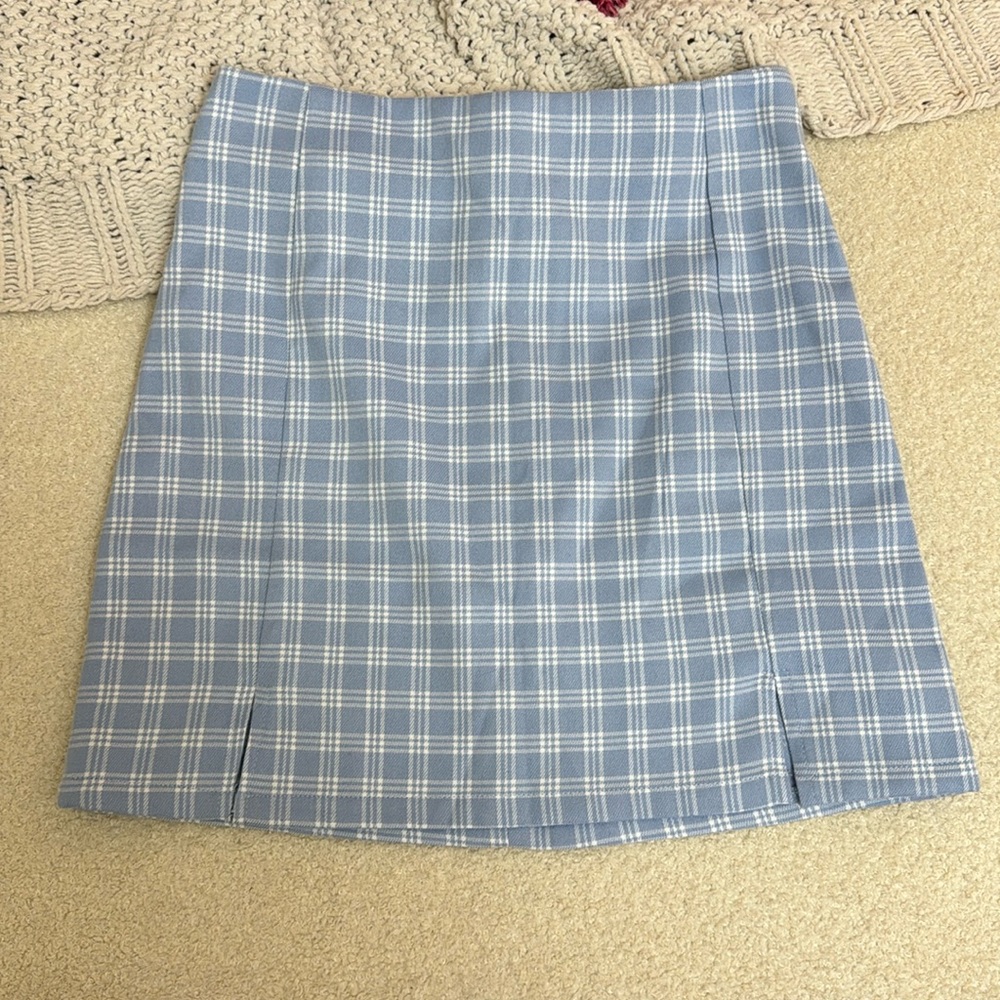 Brandy Melville mini skirt